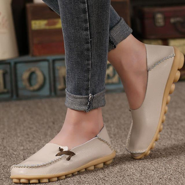Merkmak Large Size Leather Women Shoes Flats Mother Shoes Girls Lace-up Fashion Casual Shoes Comfortable Breathable Women Flats